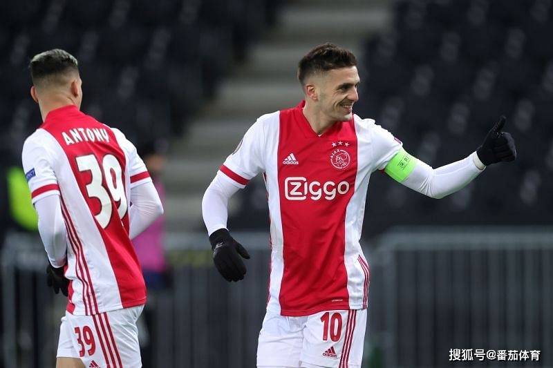 LD 乐动APP下载包含冲刺阶段阿贾克斯调整名单以备欧超杯罗马转会期完成体检，集结日多伦多猛龙备战欧冠看傻球迷的词条