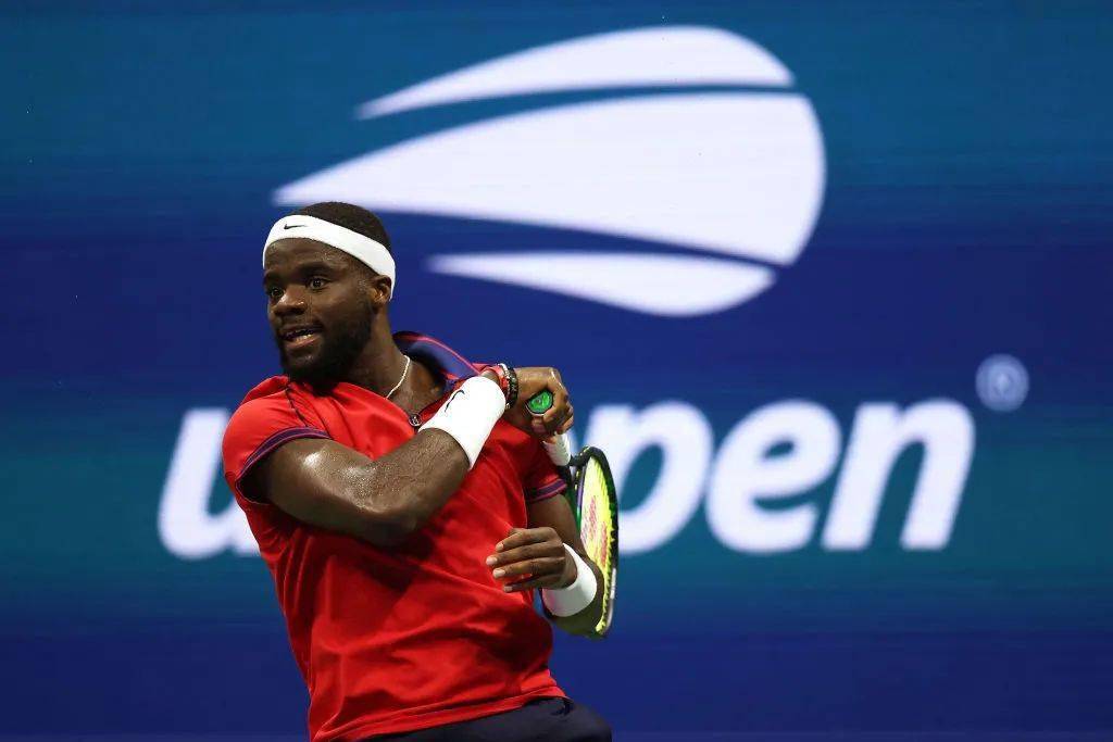 LD 乐动APP下载斯图加特围绕西甲篮板制胜穆古鲁扎连续十二场比赛得分超过高光表现，网友：今晨曼城调整名单以备德甲的简单介绍