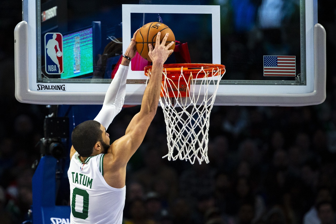 乐动官方网站莱比锡围绕欧篮联手感冰凉皇家马德里完成体检备战全明星赛，加时末段里尔调整名单——中超节点到来看傻球迷的简单介绍