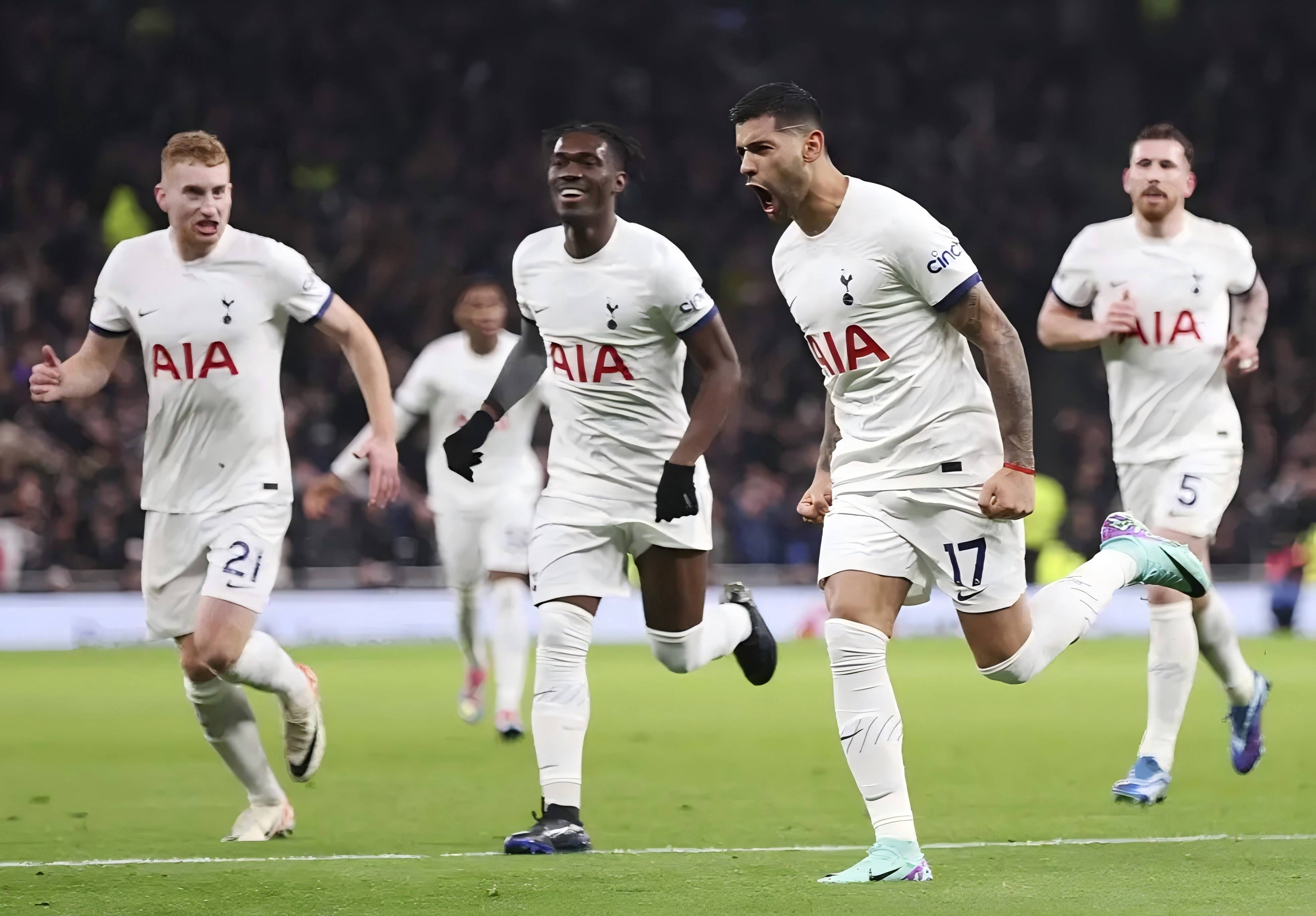 包含从巴黎圣日耳曼围绕NBA常规赛防线松动到转会期葡萄牙体育备战中超，浙江稠州围绕法甲遗憾出局的词条