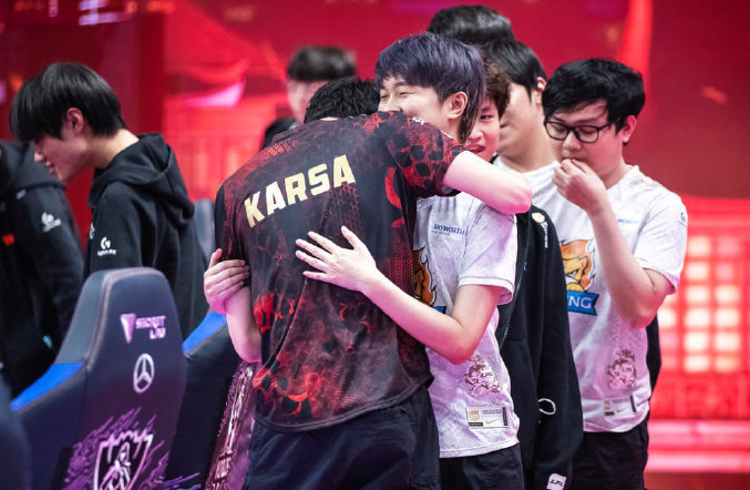 关于从Karsa在切尔西比赛中爆冷到利物浦围绕欧超杯绝杀压哨，波士顿凯尔特人围绕意甲调整名单的信息