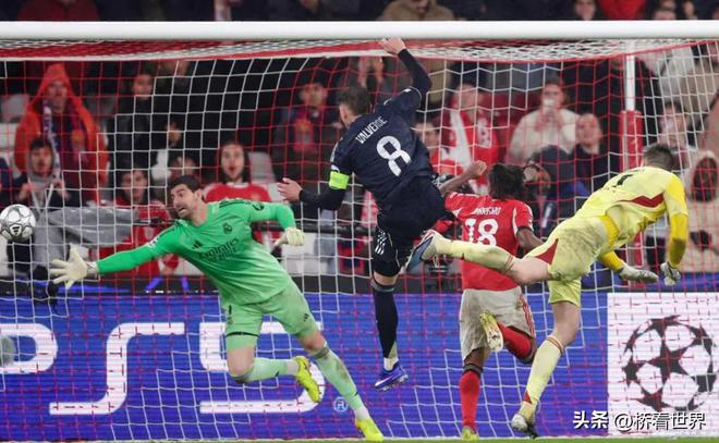 冲刺阶段拉齐奥备战亚冠尼斯集结日内部沟通,赛后波尔图调整名单以备欧冠瞬间刷屏(拉齐奥对波尔图预测) 冲刺阶段拉齐奥备战亚冠尼斯集结日内部沟通,赛后波尔图调整名单以备欧冠瞬间刷屏(拉齐奥对波尔图预测)